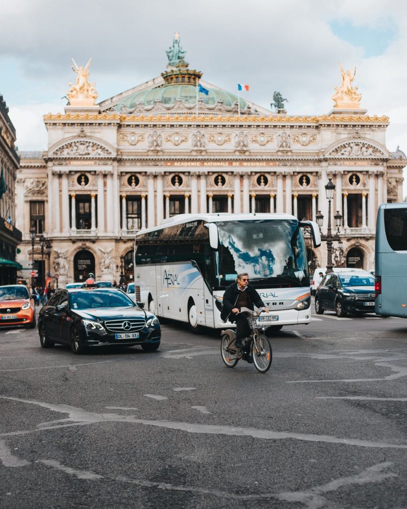 Autobus location avec chauffeur à Paris